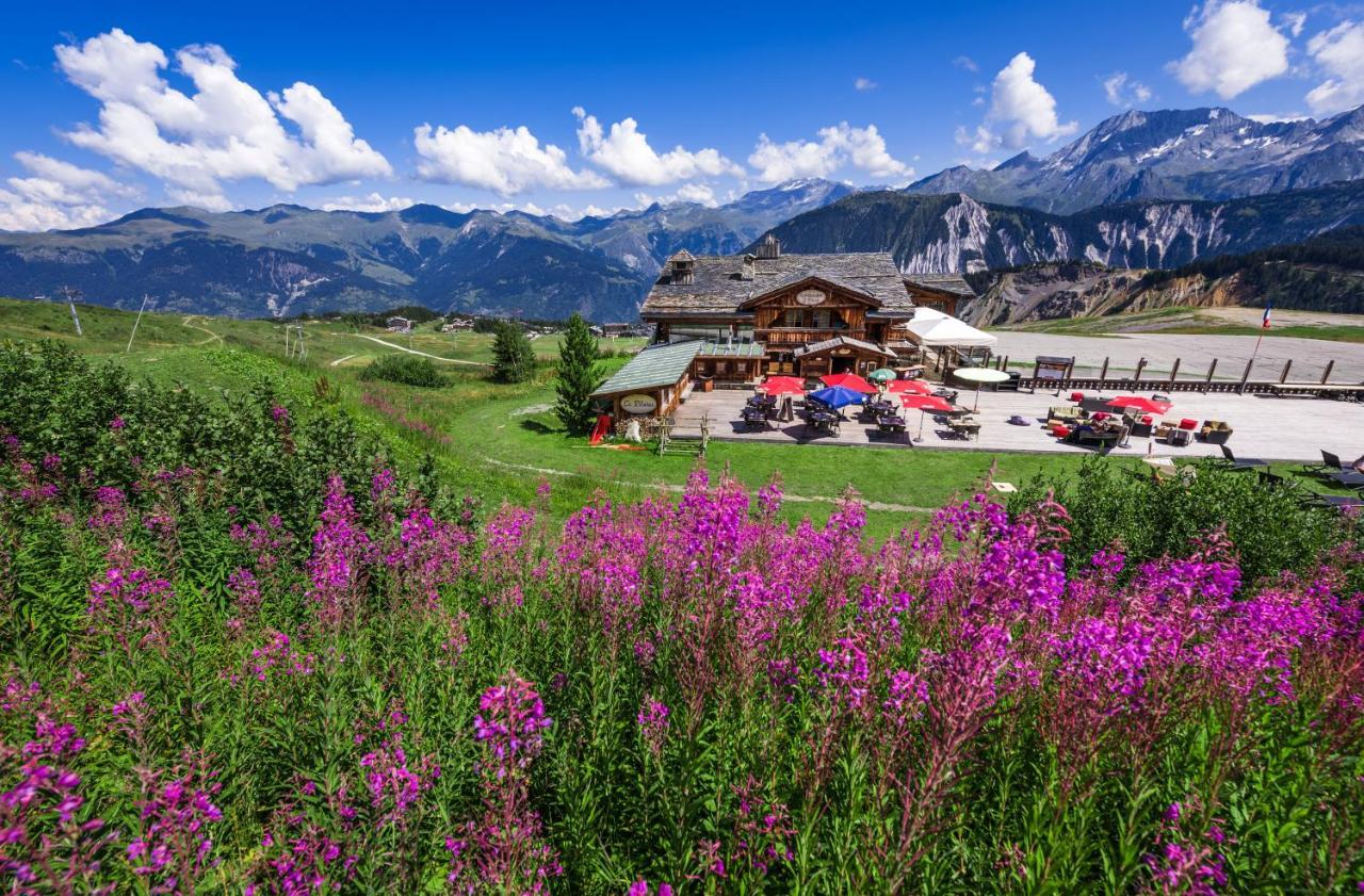 Hotel 3 Etoiles -Restaurant Le Pilatus Courchevel Exteriör bild