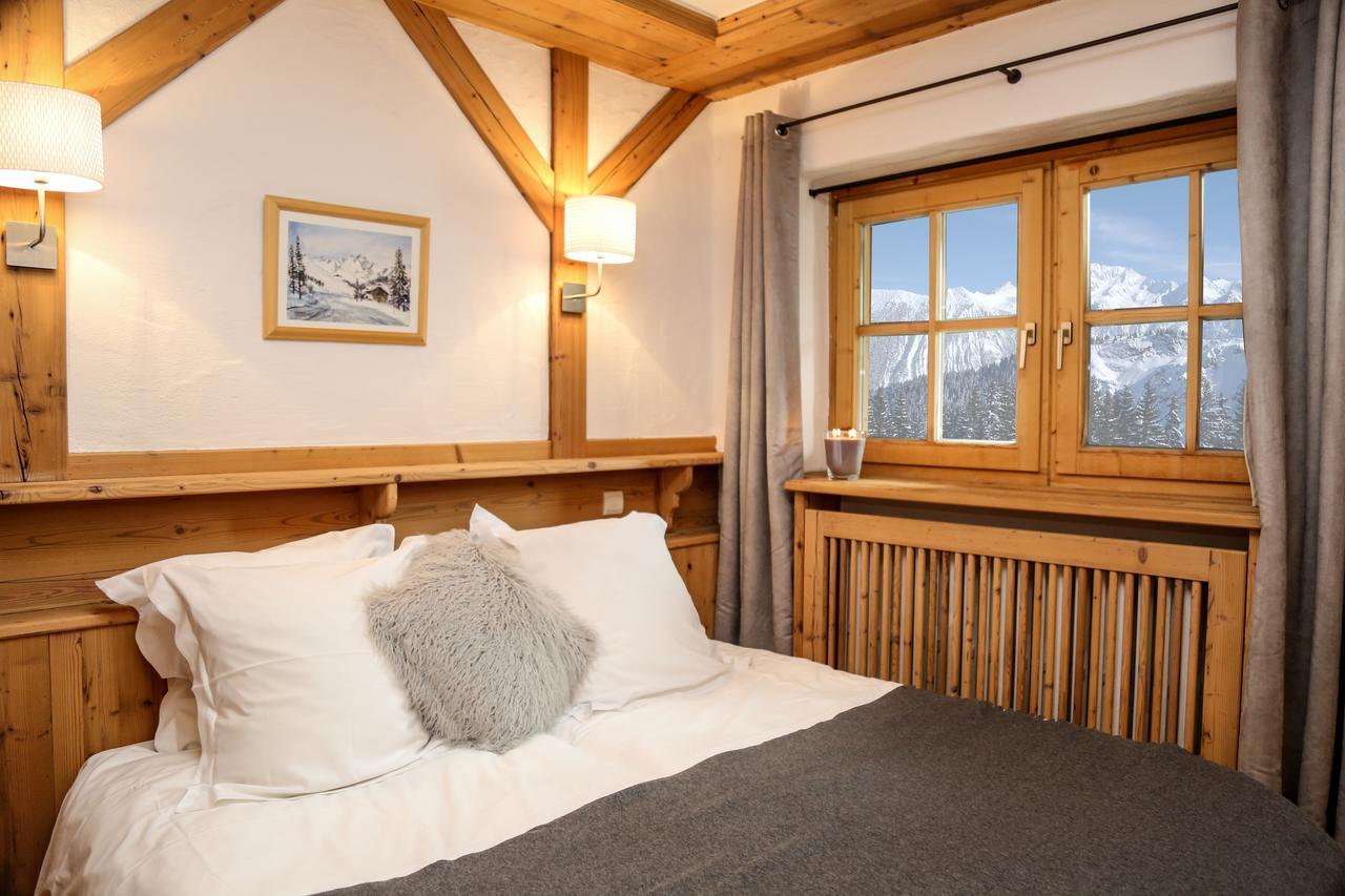 Hotel 3 Etoiles -Restaurant Le Pilatus Courchevel Exteriör bild